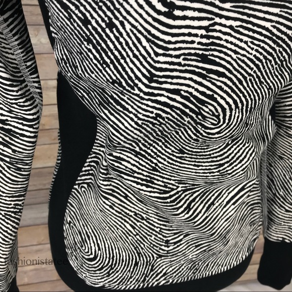 LULULEMON SEAWHEEZE SCUBA HOODIE THUMBPRINT - - 4 - Picture 6 of 7